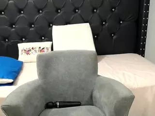 Renata salinas's Live Sex Cam Show