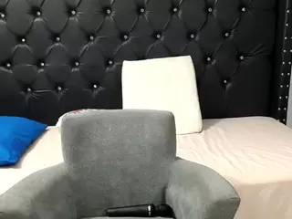Renata salinas's Live Sex Cam Show