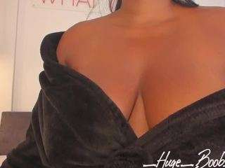 Huge-boobs-ebony sexcamlive