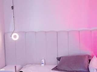  huge-boobs-ebony chat room