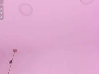 huge-boobs-ebony webcam