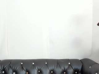 sscarleth-1, female webcam model,  years old, on live webcam