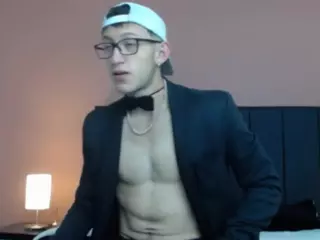 TommyGreen69's Live Sex Cam Show