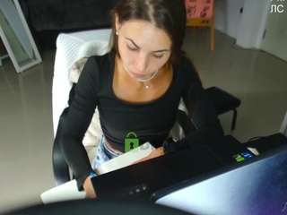 Flexy-Cat live webcam show