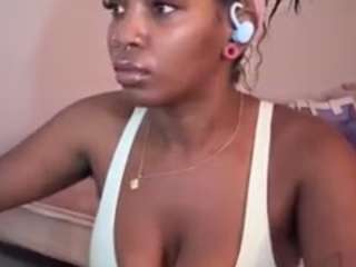 mimimocha Live Webcam on CamSoda