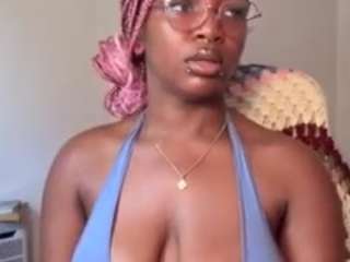 Mocha Kaia live cam preview