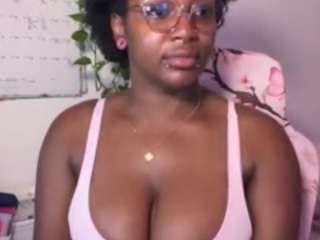 Mocha Kaia live cam preview