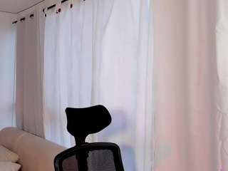 jaaadeee Live Webcam on CamSoda