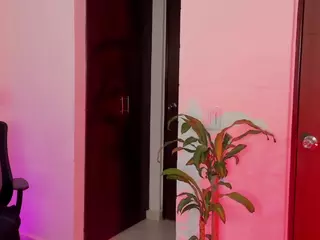 Gimme your soul.'s Live Sex Cam Show