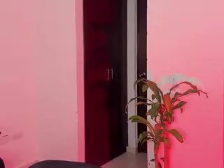 Gimme your soul.'s Live Sex Cam Show