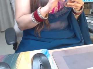 kavyadesigirl25 Live Webcam on CamSoda