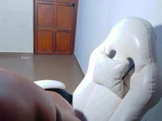 sofi-hill live webcam show