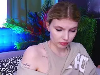 AleksaKeller's Live Sex Cam Show