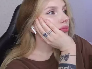 AleksaKeller's Live Sex Cam Show