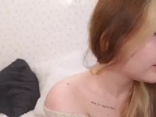 AleksaKeller's Live Sex Cam Show