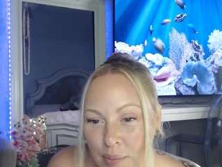 mshunnybunnyy Live Webcam on CamSoda