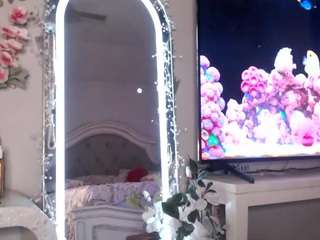 Live webcam model mshunnybunnyy on Soda Cams