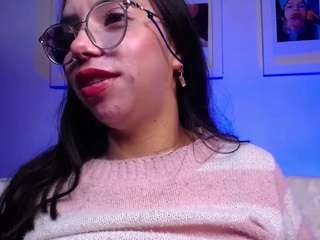 le modèle valentinacrus est en webcam porno dans un show sur le site camsoda, il possède les tags suivants: ass,no drinking,wet,toys,swallow,spank,solo,saliva,pussy,bedroom,no smoking,nipple piercings,messy,lovense,glasses,facial,cum,cei,brown-eyes,bikini
