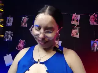valentinaswallow's Live Sex Cam Show