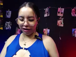 valentinaswallow's Live Sex Cam Show