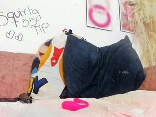 Halana_squirts