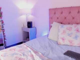 melany-hiller's CamSoda show and profile