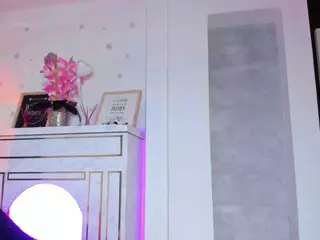 Charlotteeyork's Live Sex Cam Show