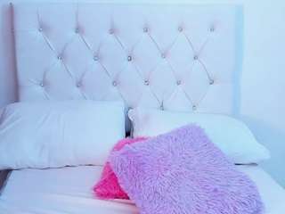 Blowjob, Dildo, Erotic dance, Feet, Teen 18, Tattoos, Spank, No smoking, No..., blowjob 1