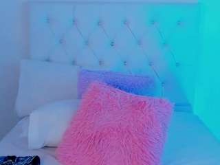 leahcollins webcam model