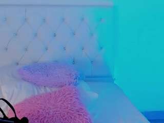 leahcollins Live Webcam on CamSoda