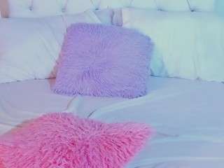 leahcollins live webcam show