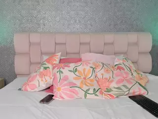 ah-mara's Live Sex Cam Show