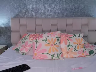 ah-mara's Live Sex Cam Show