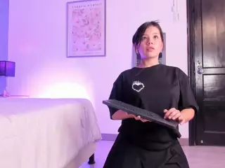 ah-mara's Live Sex Cam Show