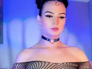daniela-ibrx's Live Sex Cam Show