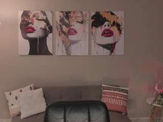 lilawest live cam preview
