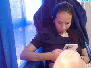 Gomezdanis01's Live Sex Cam Show