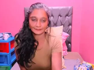 INDIANCANDY69's Live Sex Cam Show