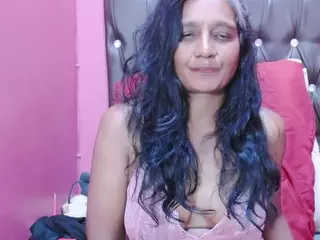 INDIANCANDY69's Live Sex Cam Show