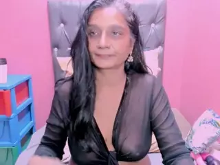 INDIANCANDY69's Live Sex Cam Show