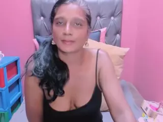 INDIANCANDY69's Live Sex Cam Show