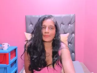 INDIANCANDY69's Live Sex Cam Show