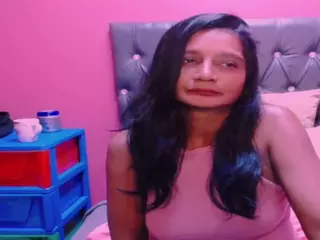INDIANCANDY69's Live Sex Cam Show