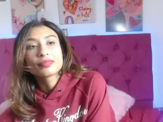 CrystalRoss's Live Sex Cam Show