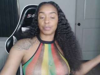 january-rose Live Webcam on CamSoda