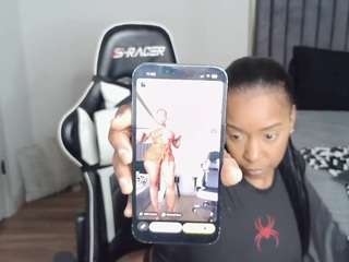 january-rose Live Webcam on CamSoda