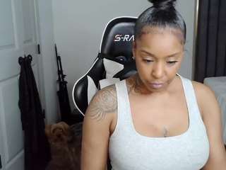 january-rose Live Webcam on CamSoda