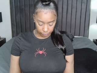 Live webcam model january-rose on Soda Cams