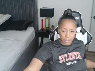 Live webcam model january-rose on Soda Cams