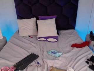 gin-fox Live Webcam on CamSoda